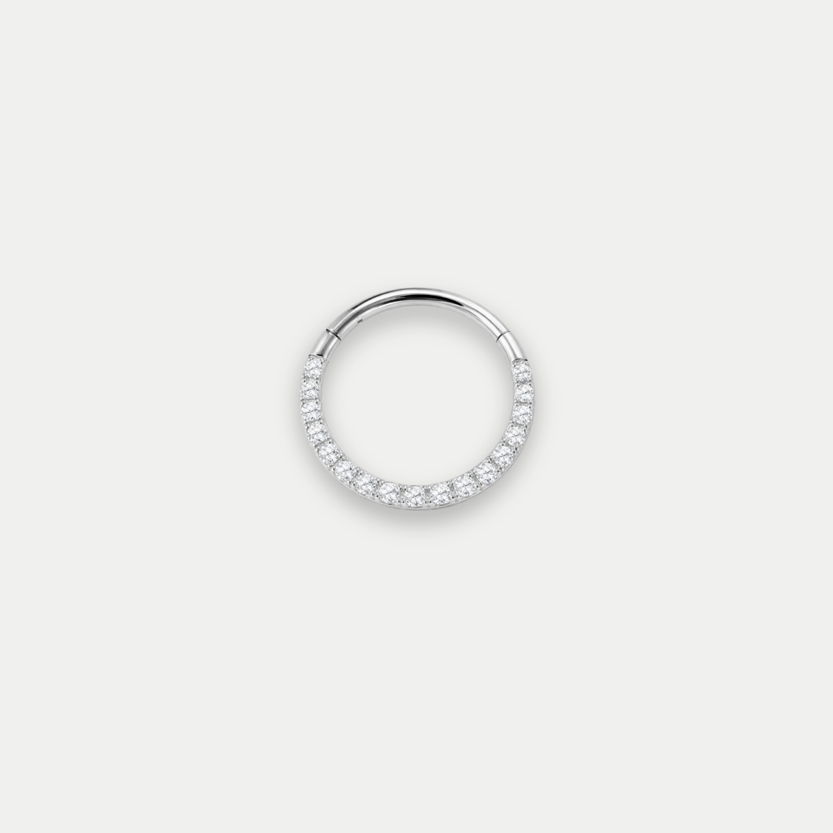 Anneau piercing Ari en titane avec zircon blanc, vu de face