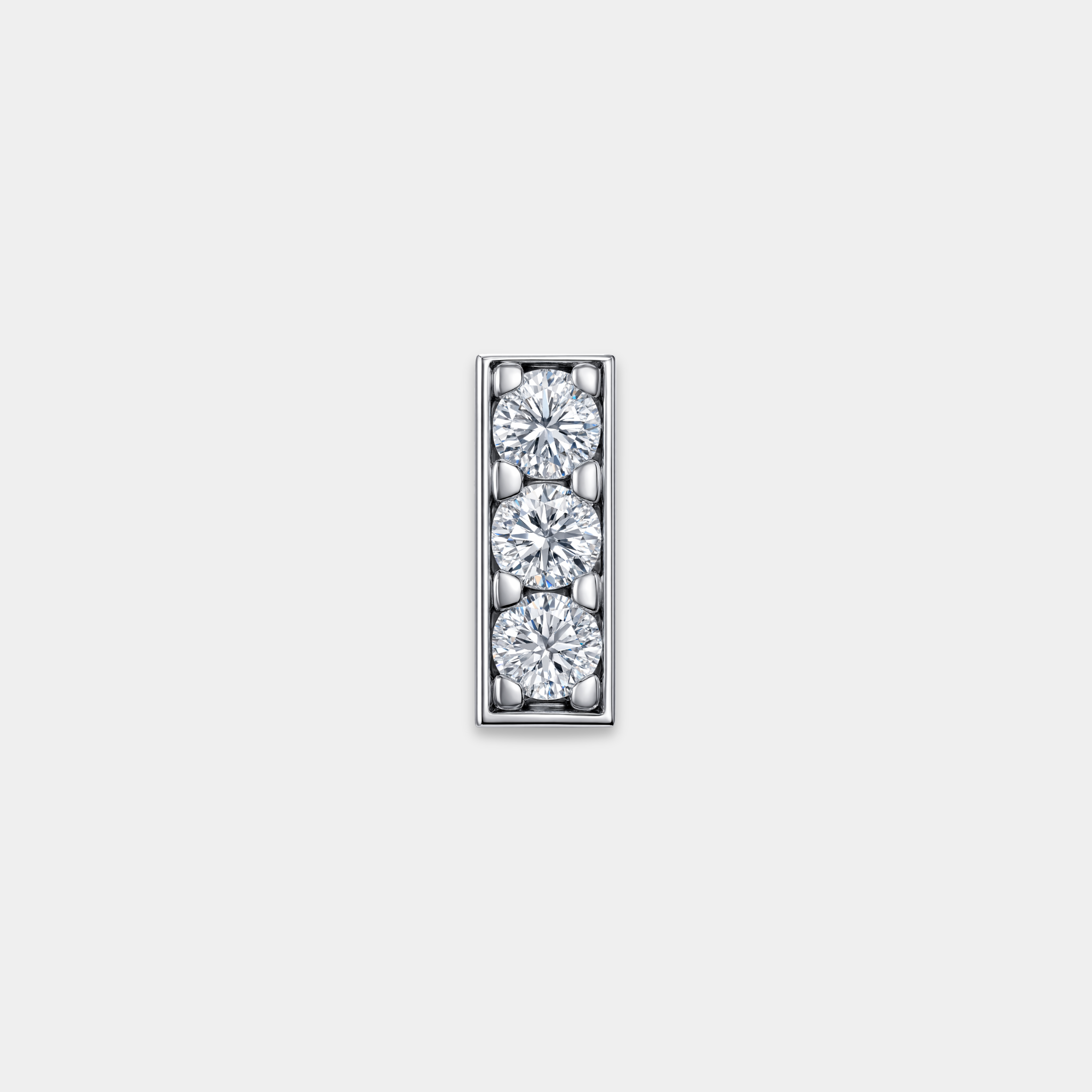 Embout piercing Aiko en titane ASTM F136 avec zircons alignés