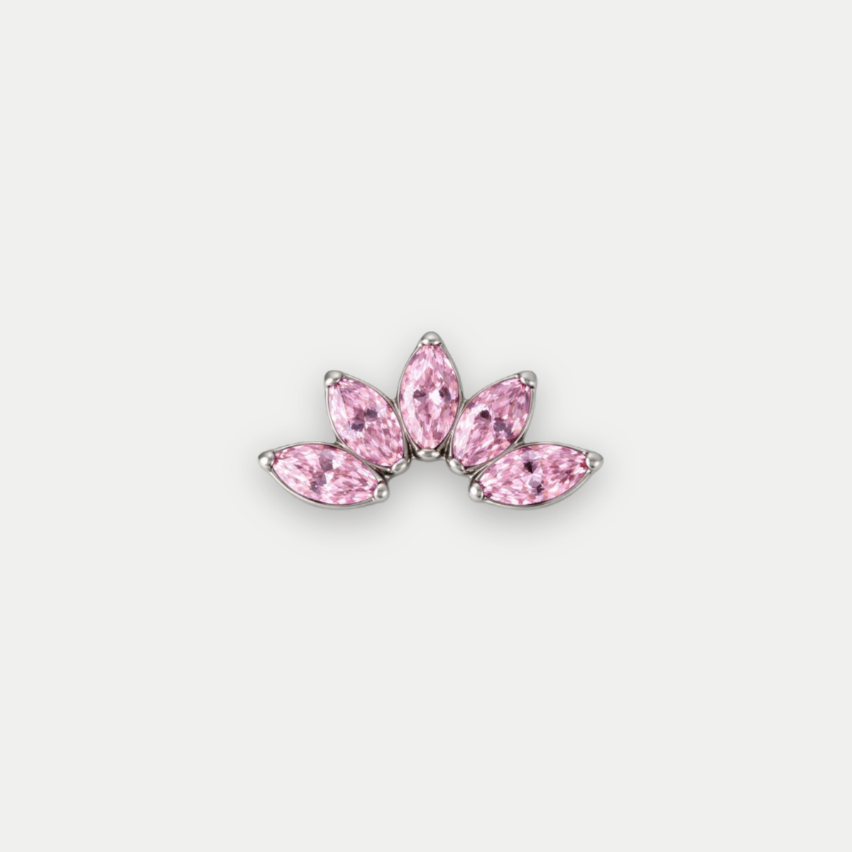 Embout piercing Kara en titane avec zircon rose, vu de face