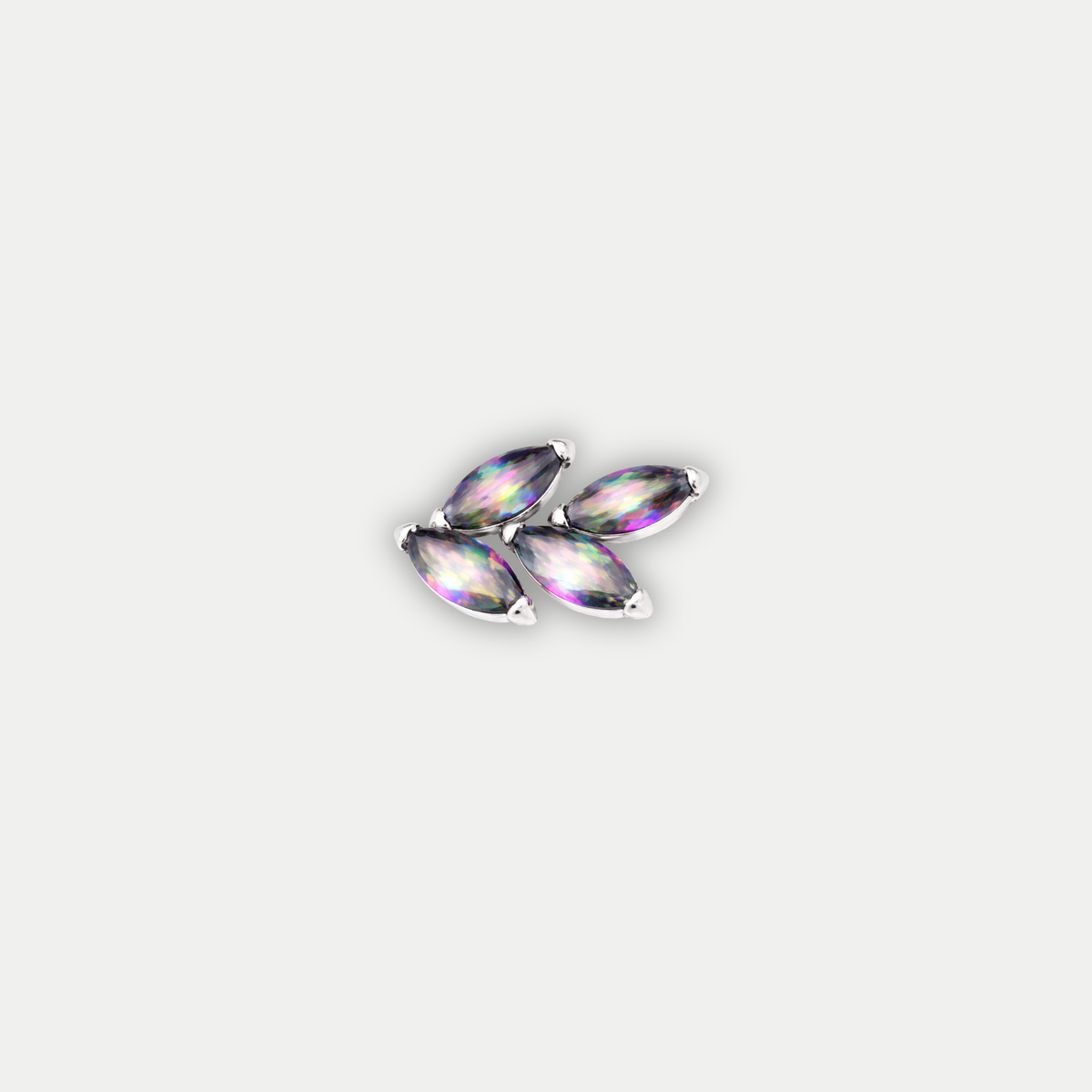 Embout piercing Maia en titane avec zircon multicolore noir, vu de face