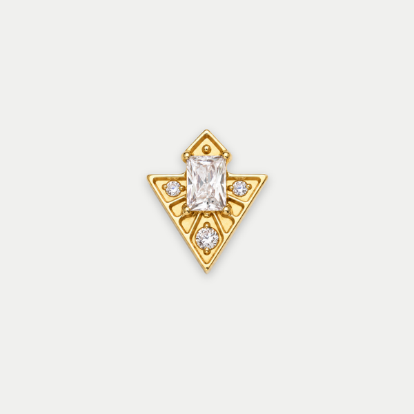 Embout piercing Trias en titane gold, zircon rectangle et petits zircons en forme triangulaire, vu de face